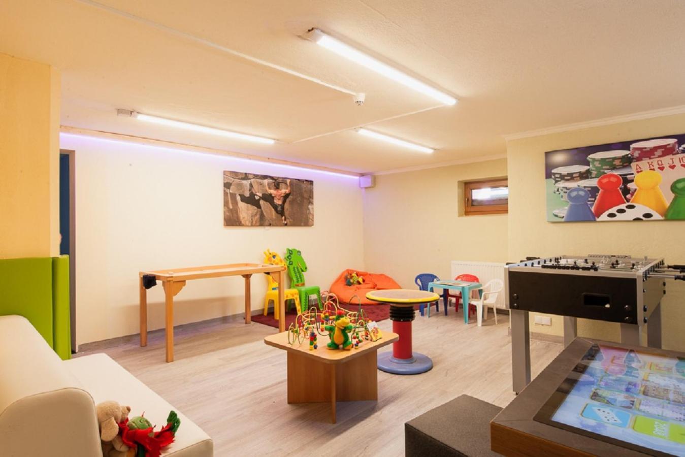 Falkner Appartement Resort Λάνγκενφελντ Εξωτερικό φωτογραφία