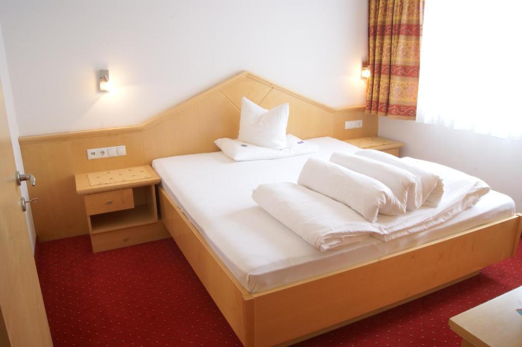 Falkner Appartement Resort Λάνγκενφελντ Δωμάτιο φωτογραφία