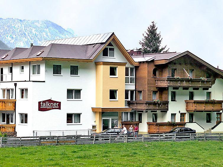 Falkner Appartement Resort Λάνγκενφελντ Εξωτερικό φωτογραφία